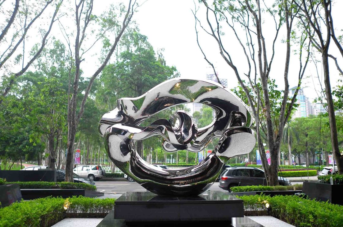 Скульптура металла финиша зеркала на открытом воздухе современная для квадратного украшения
